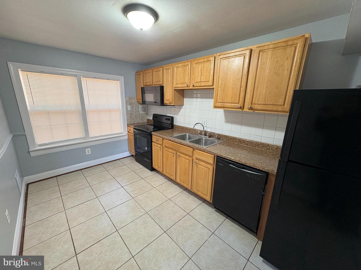 1851 Arwell Court photo 3