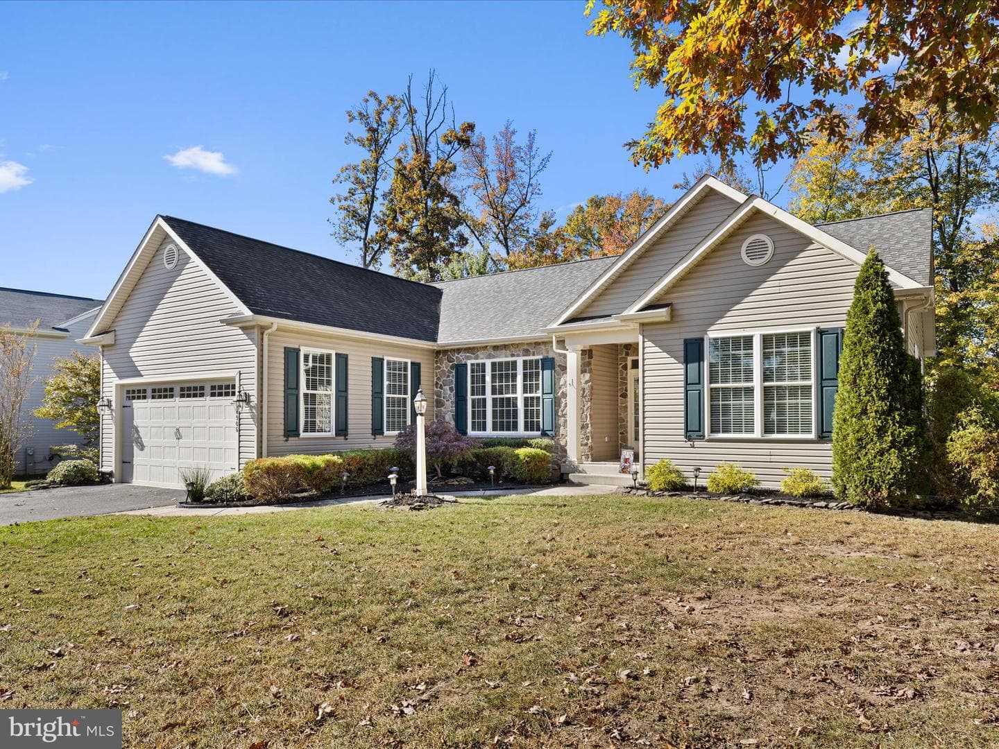 8906 Jeff Mar Drive photo 3