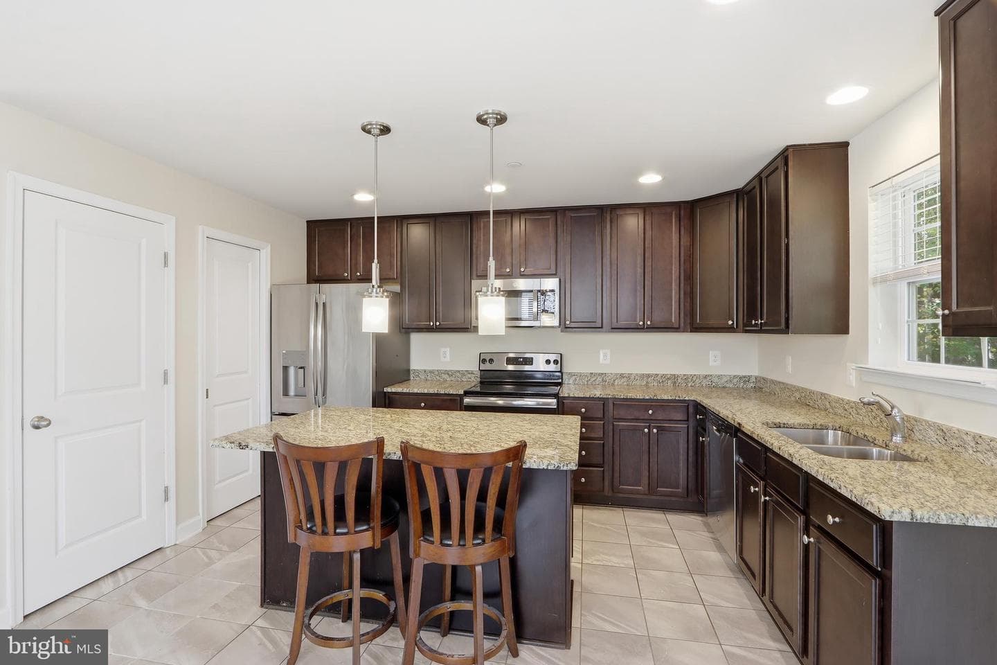 410 Thelma Road photo 18