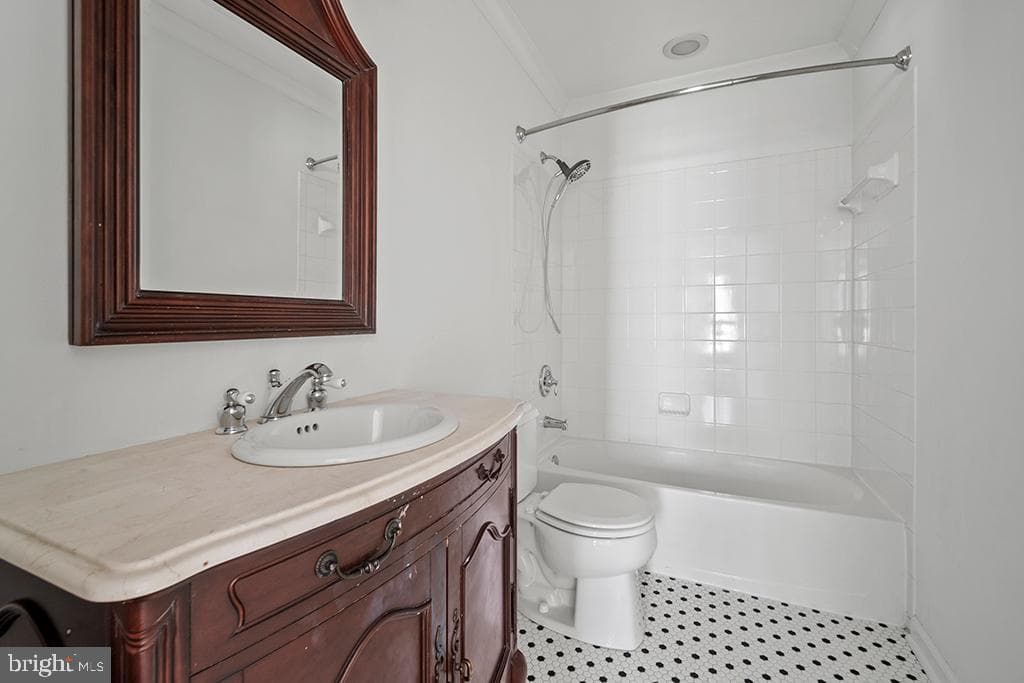 1843 Disney Estates Circle photo 20