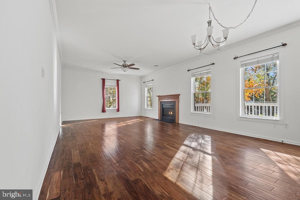 1843 Disney Estates Circle photo 6