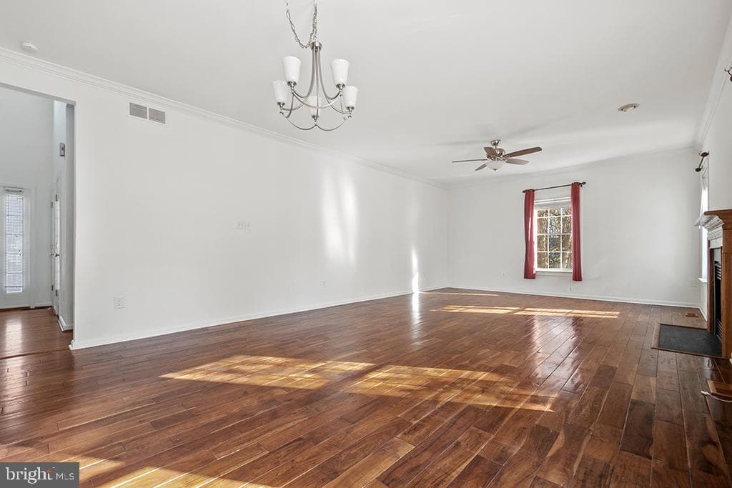 1843 Disney Estates Circle photo 7