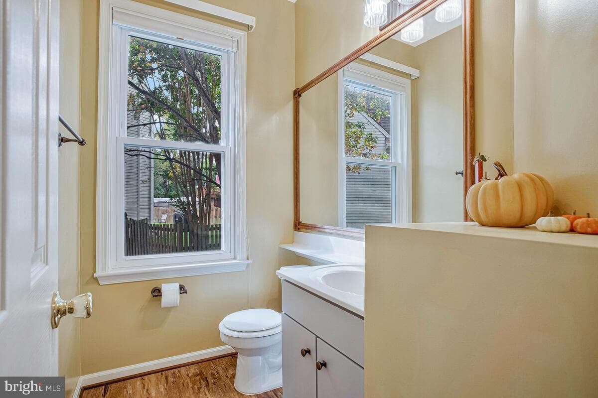 1604 Tobys Court photo 14