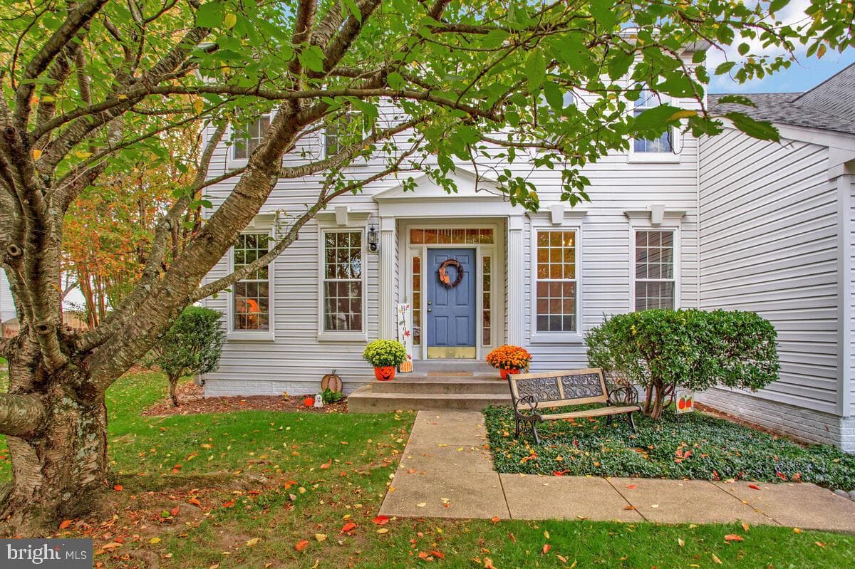 1604 Tobys Court photo 2