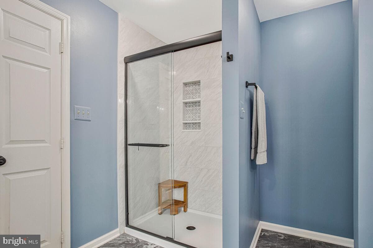 1604 Tobys Court photo 23