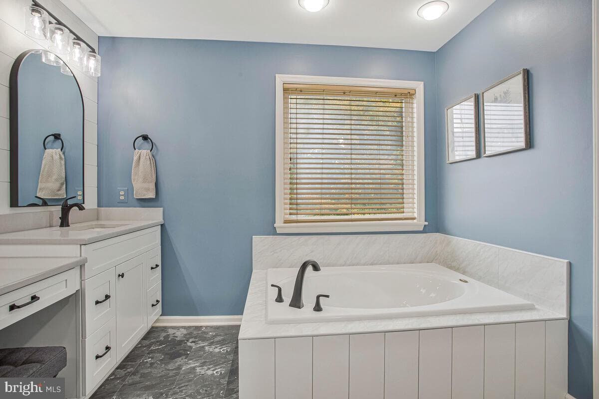 1604 Tobys Court photo 25