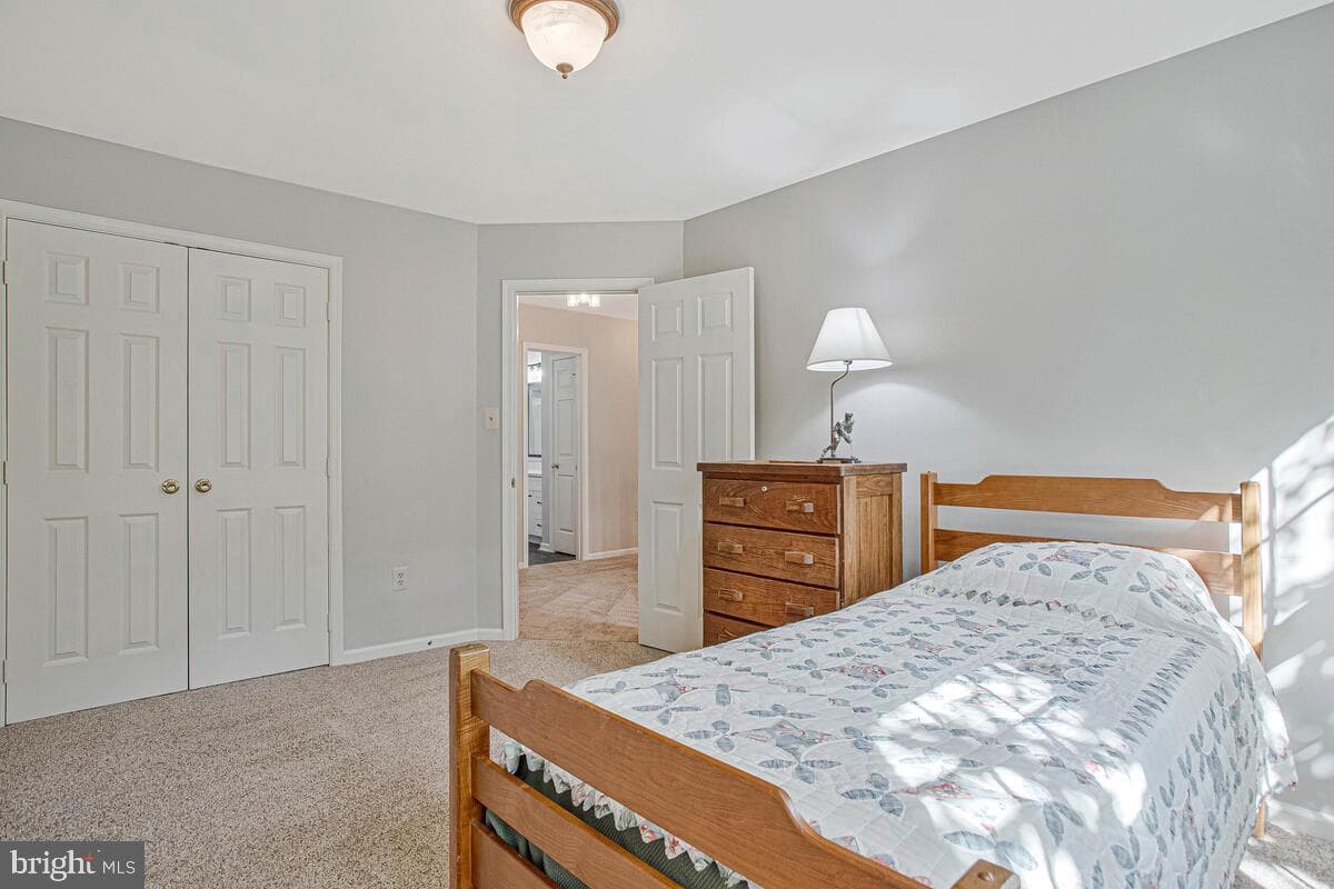 1604 Tobys Court photo 30