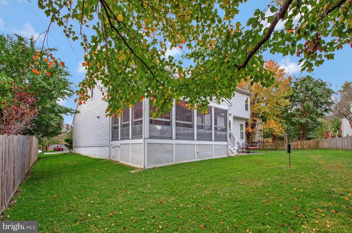 1604 Tobys Court photo 32