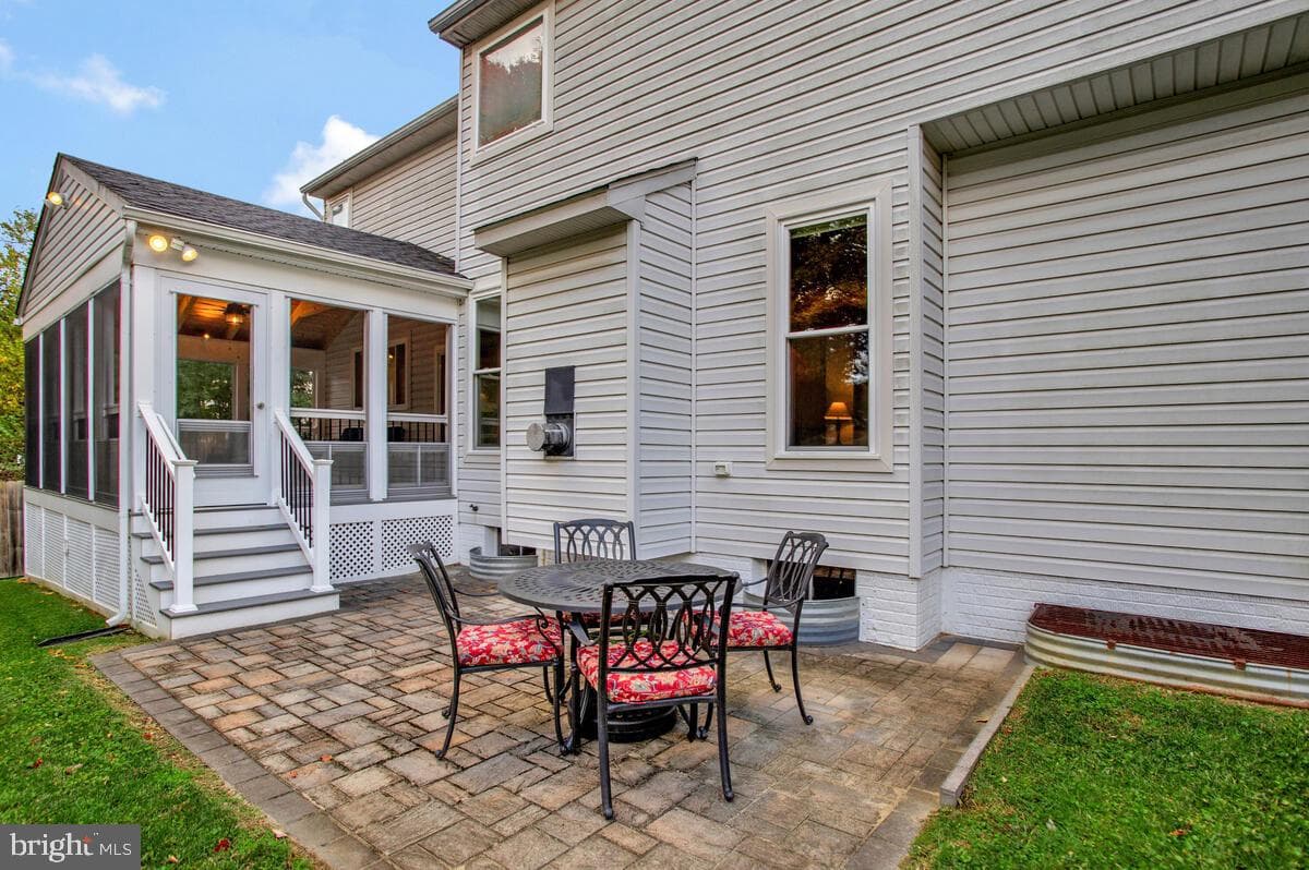 1604 Tobys Court photo 35