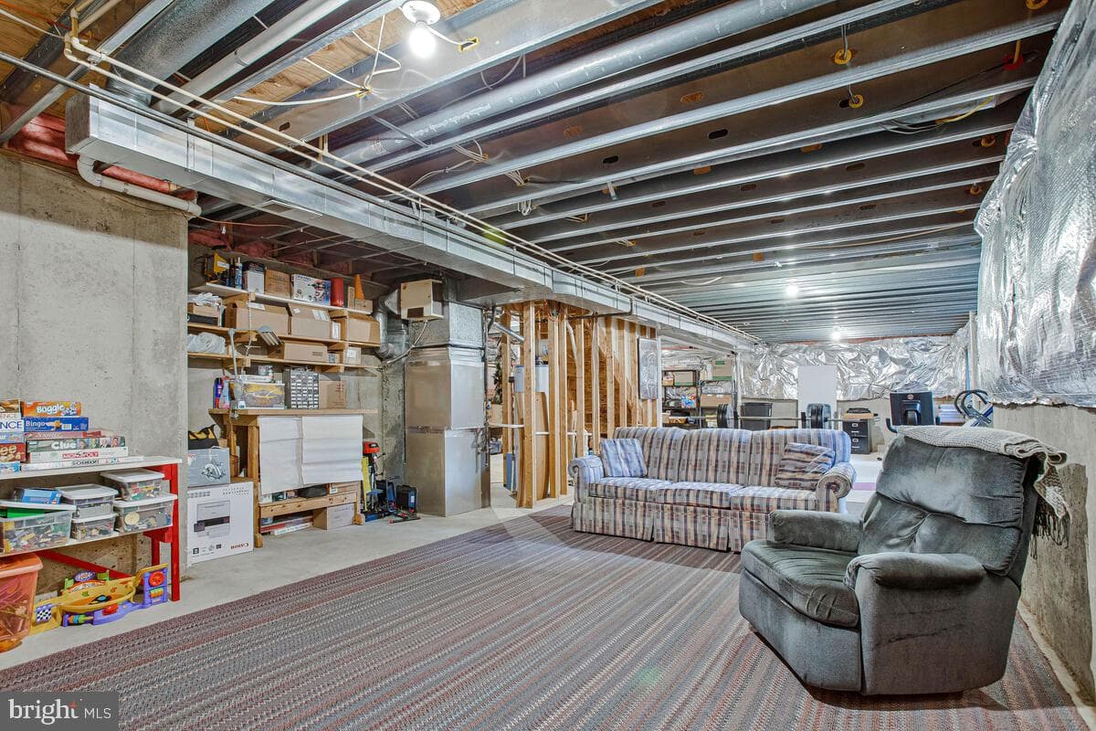 1604 Tobys Court photo 37