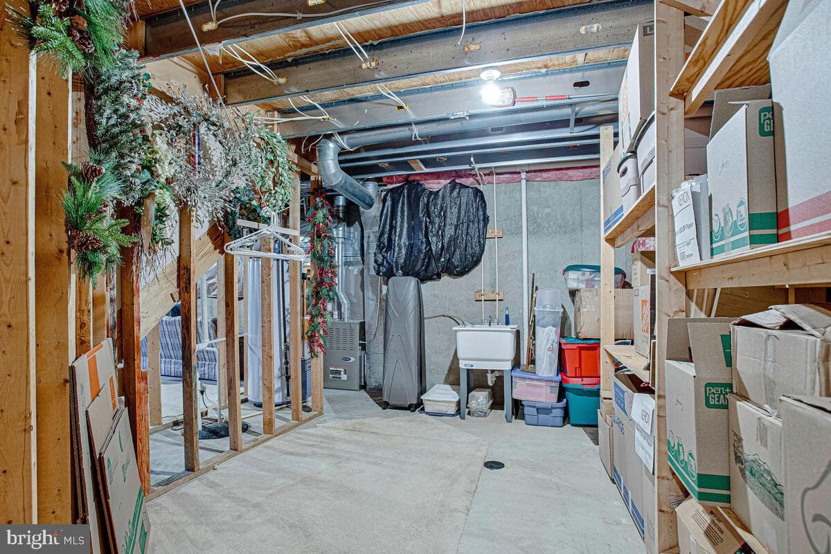 1604 Tobys Court photo 38