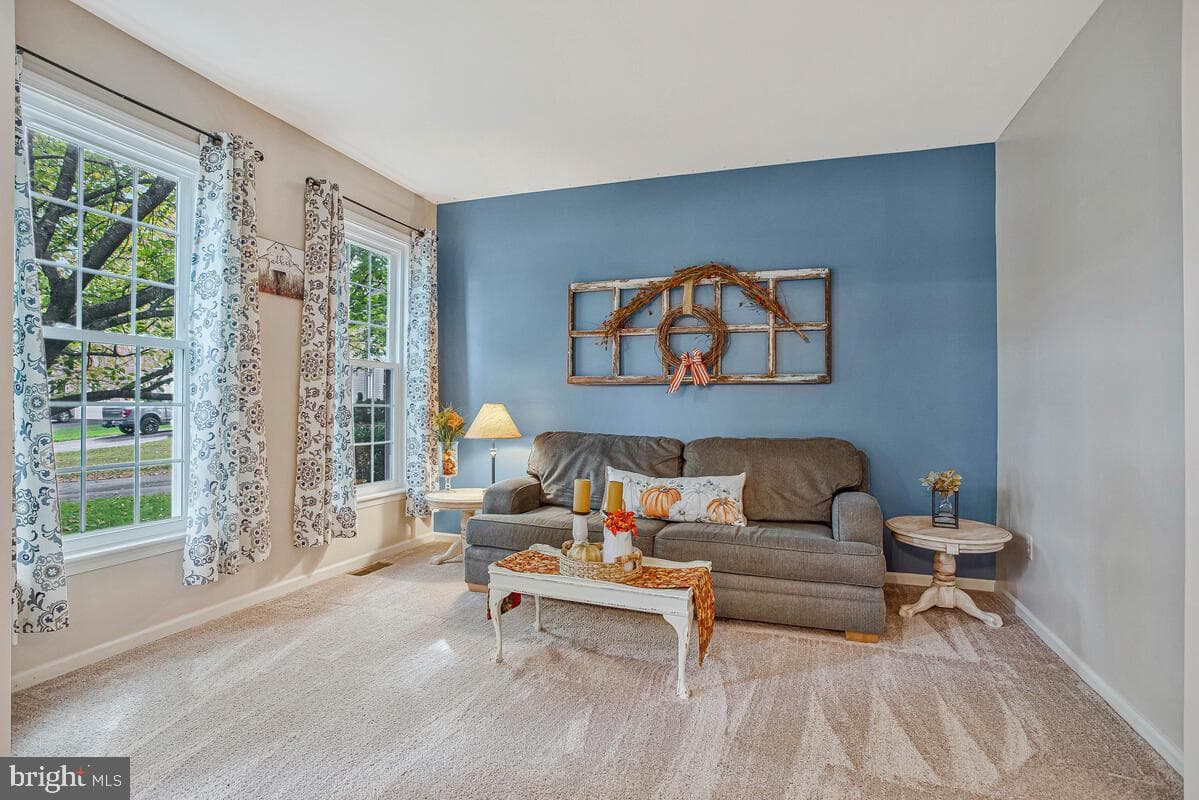 1604 Tobys Court photo 6