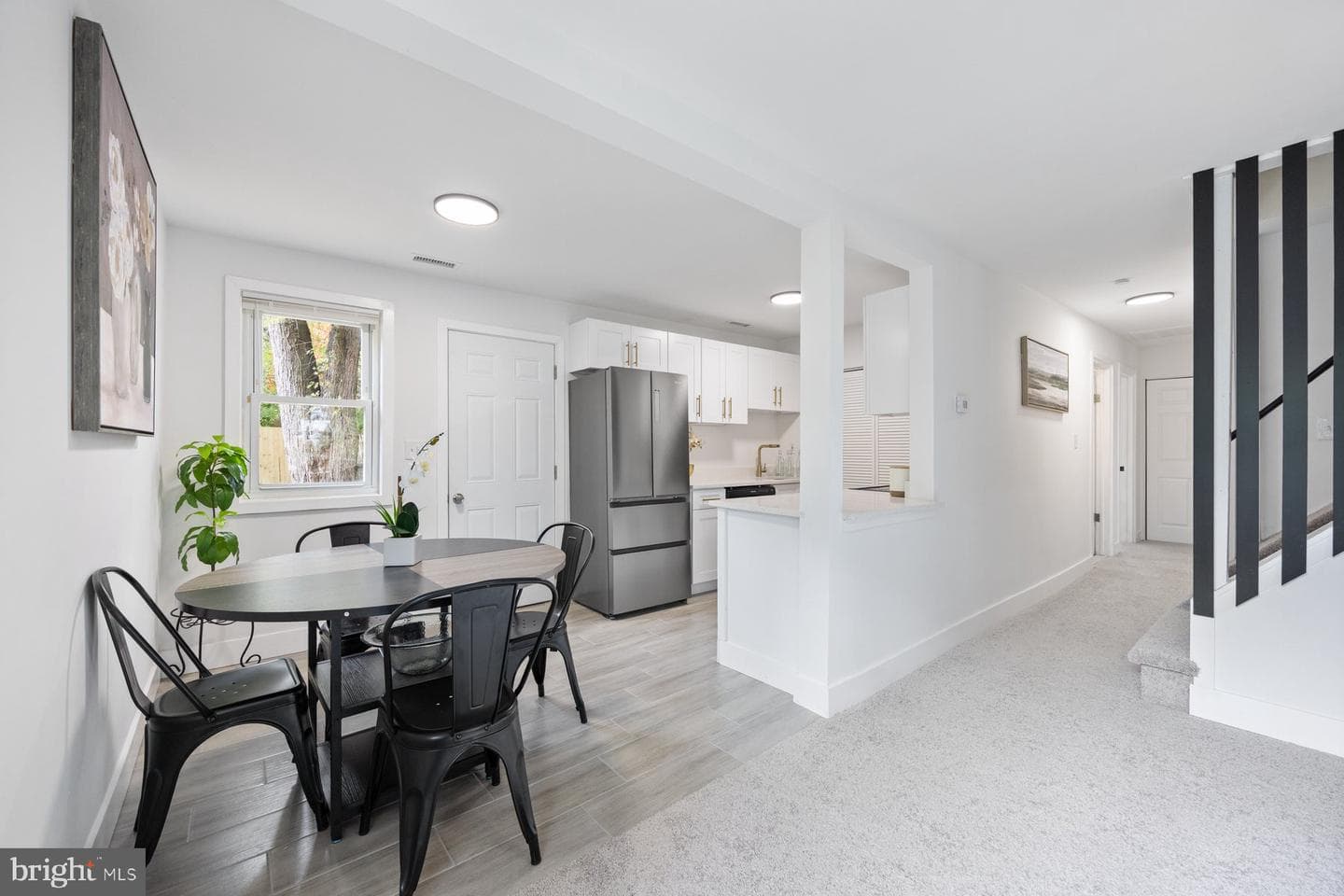 1731 Saunders Way photo 18
