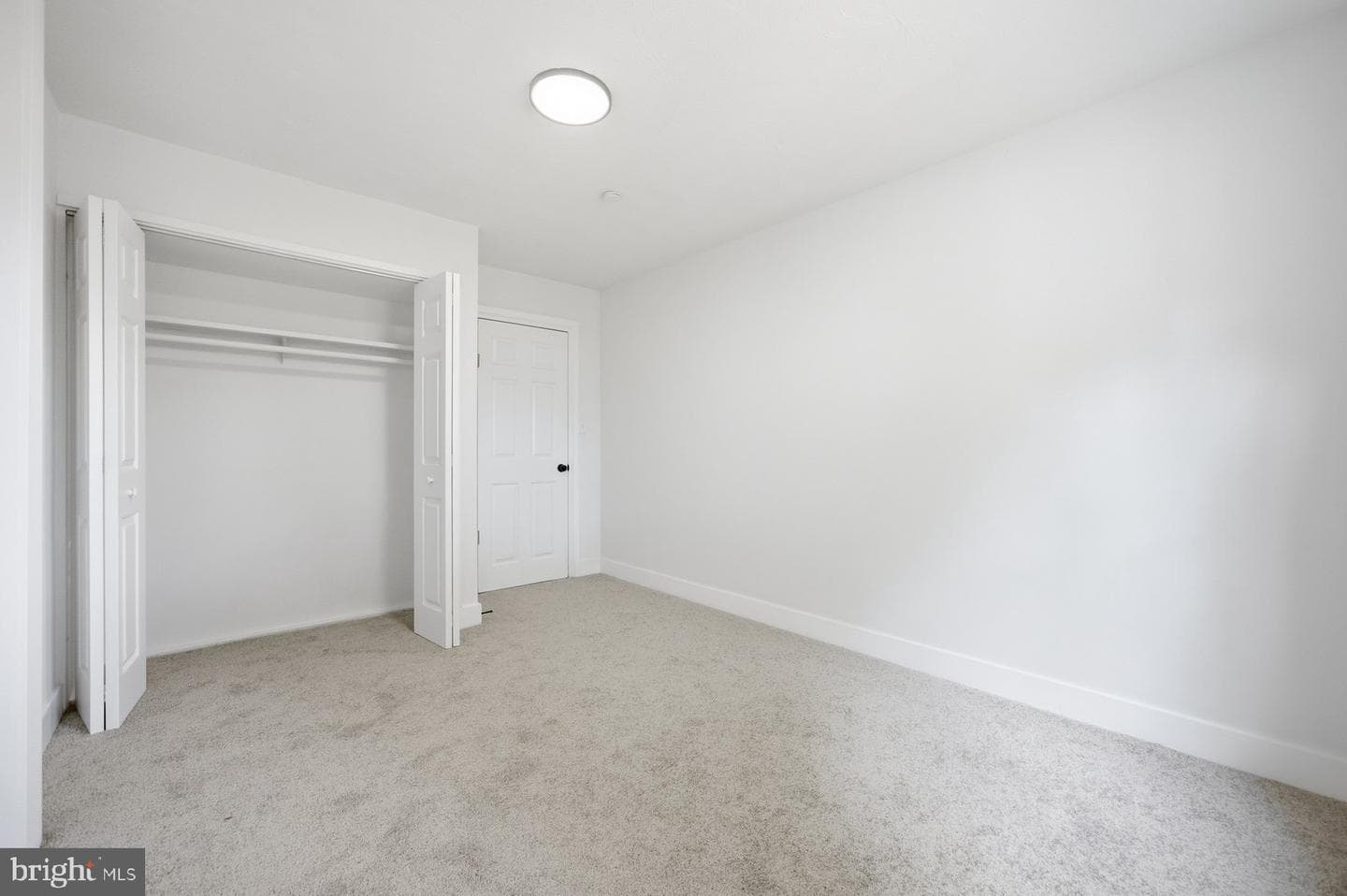 1731 Saunders Way photo 28