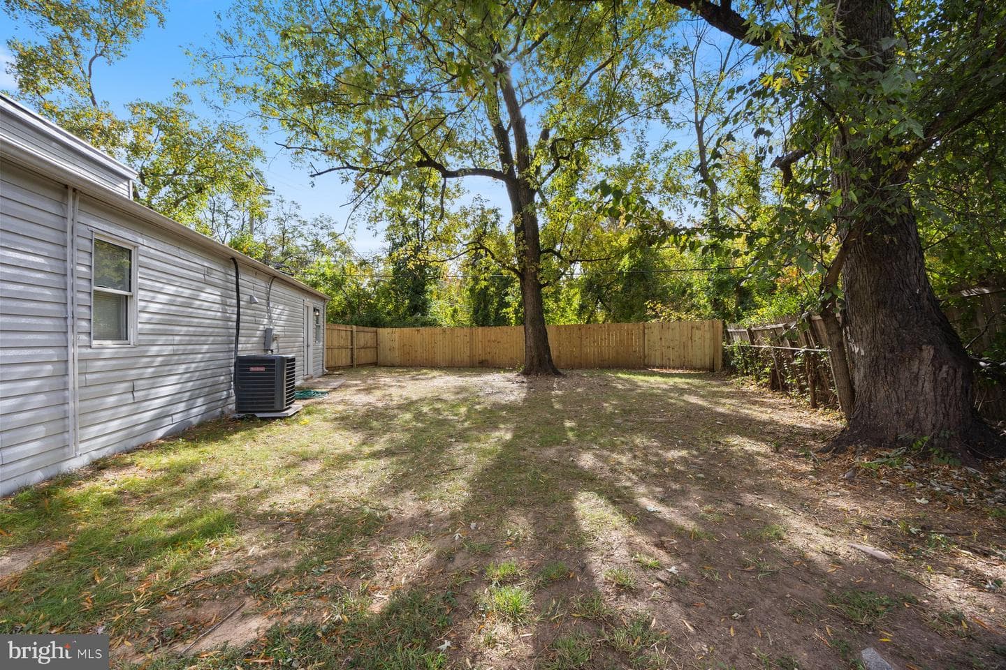1731 Saunders Way photo 35