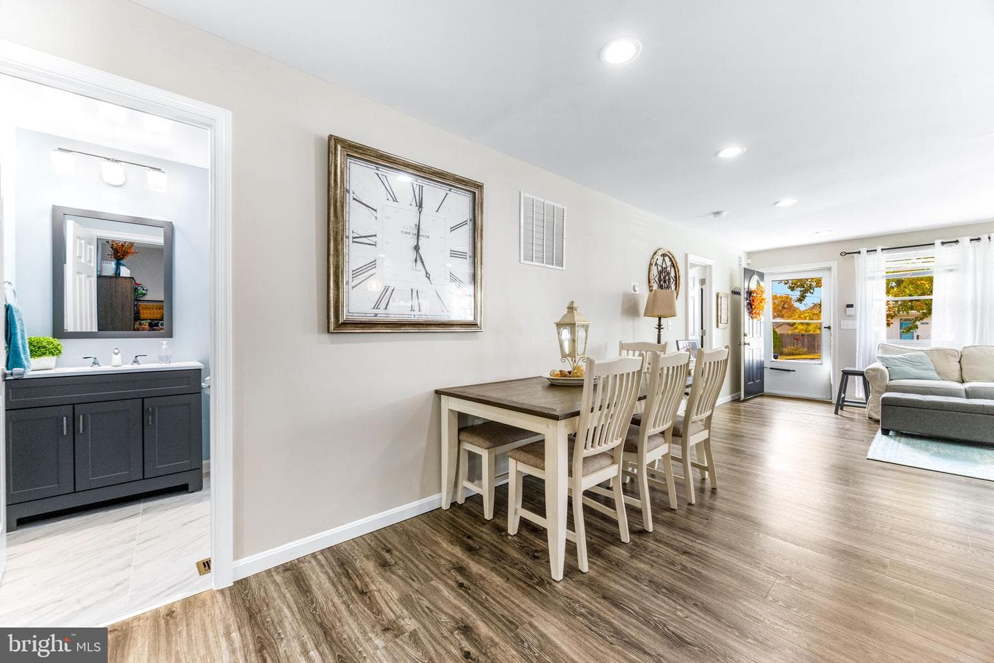 1603 Sunshine Street photo 14