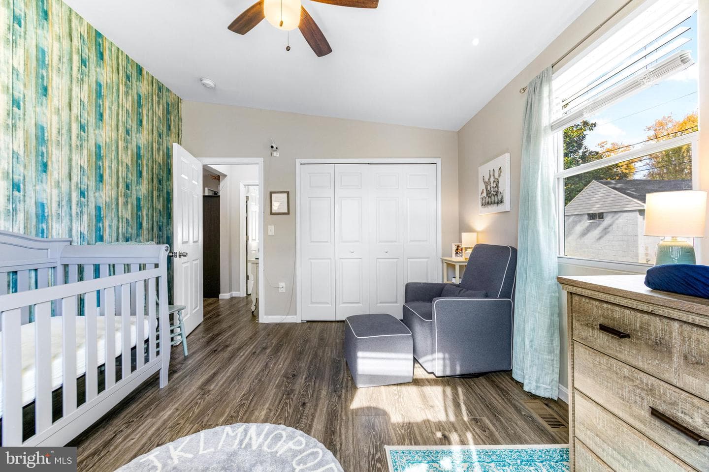 1603 Sunshine Street photo 22