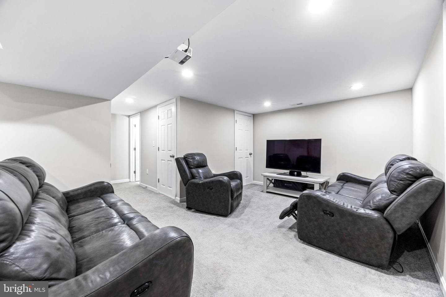 1603 Sunshine Street photo 26