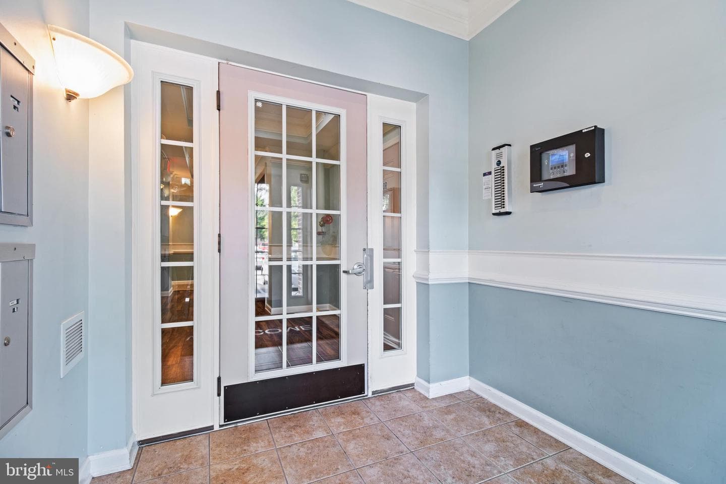 1622 Hardwick Court #403 photo 2