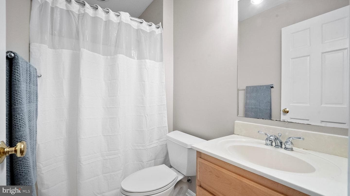 600 Traveller Court photo 38