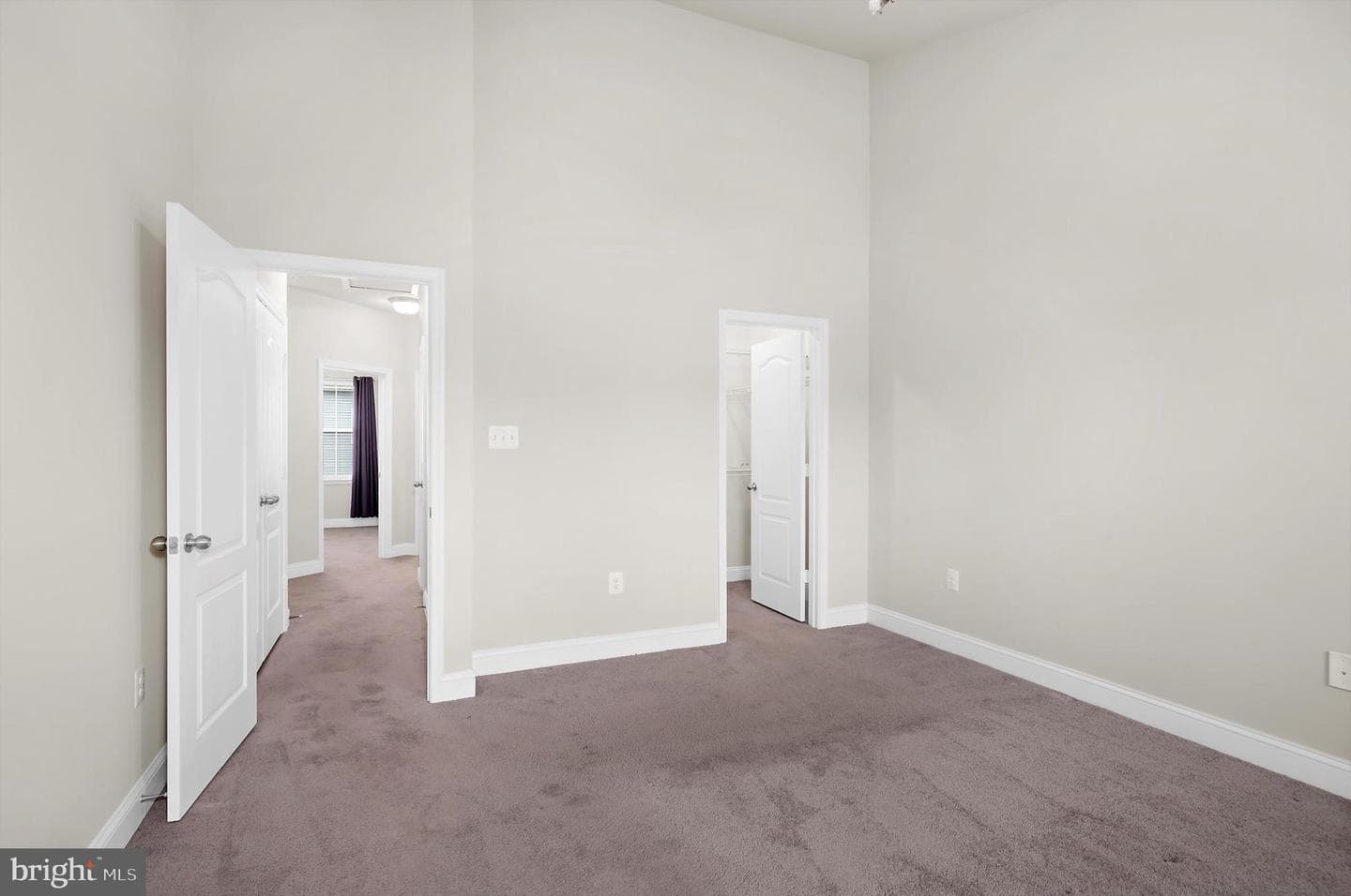 614 S Cherry Grove Avenue photo 28