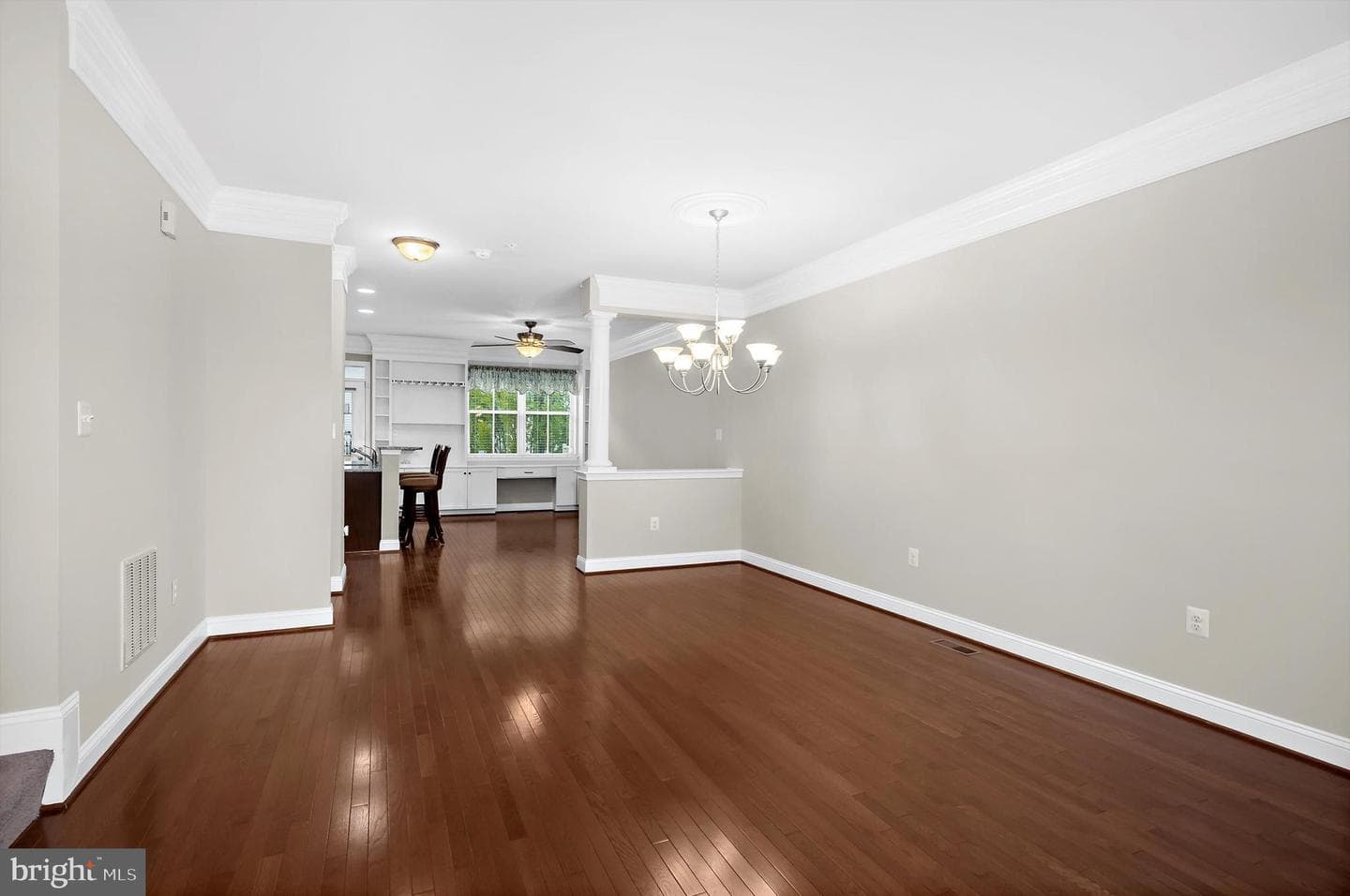 614 S Cherry Grove Avenue photo 7