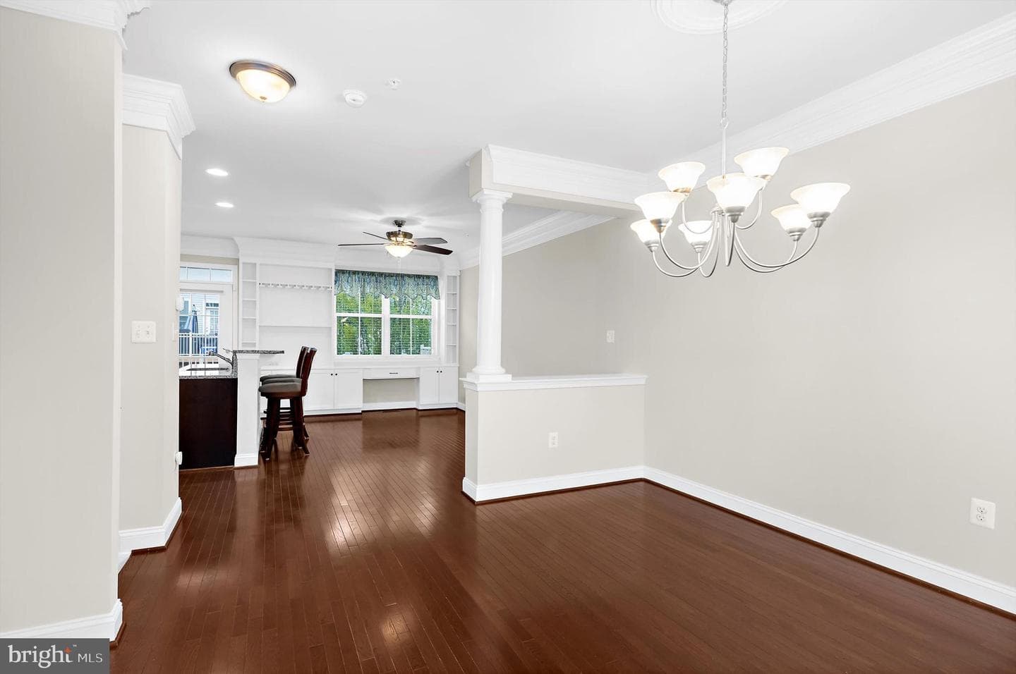 614 S Cherry Grove Avenue photo 8