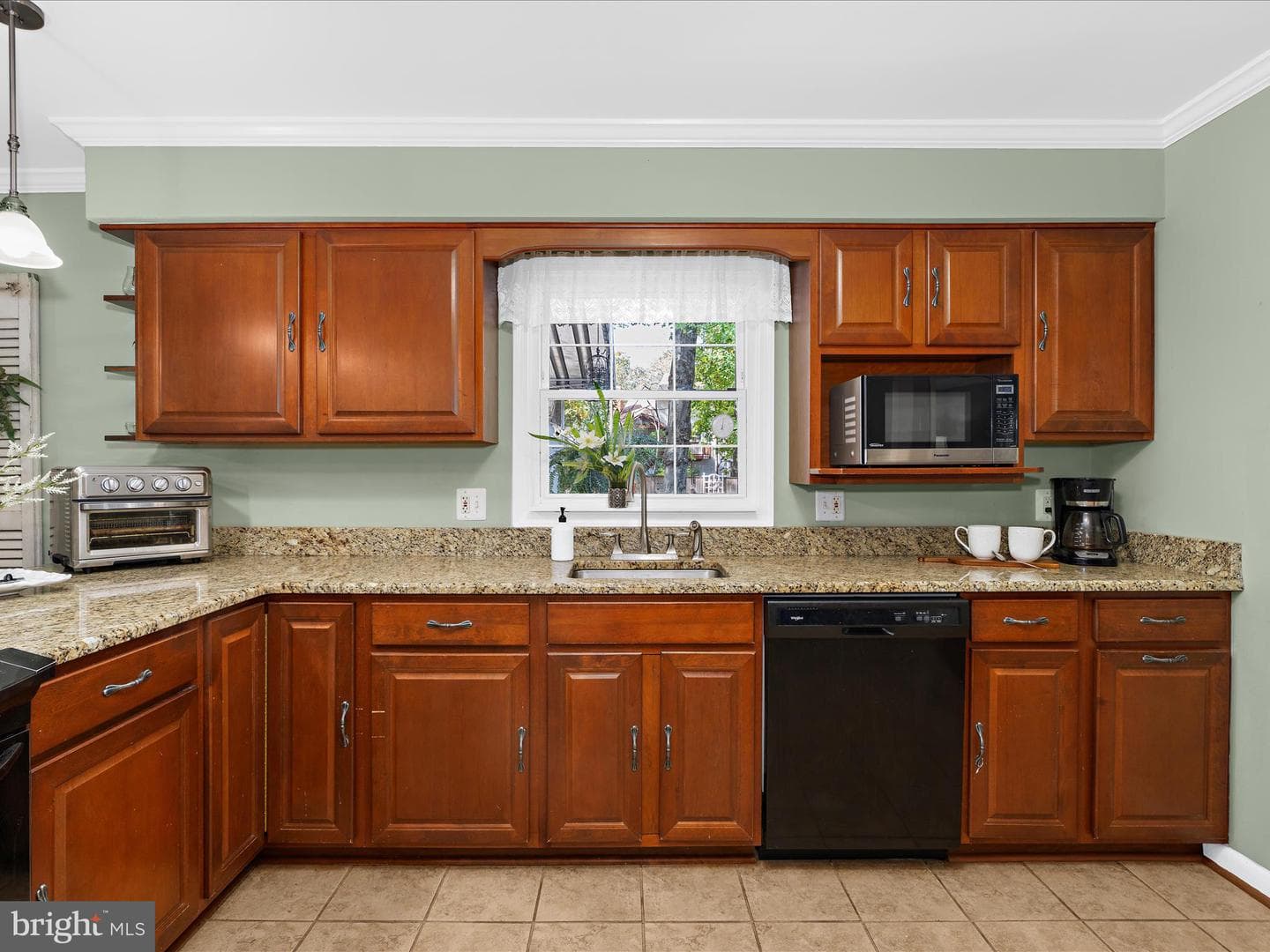 490 Derby Court photo 14