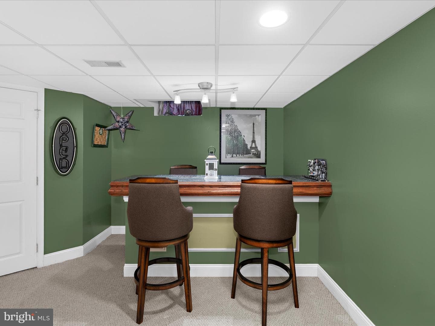 490 Derby Court photo 29