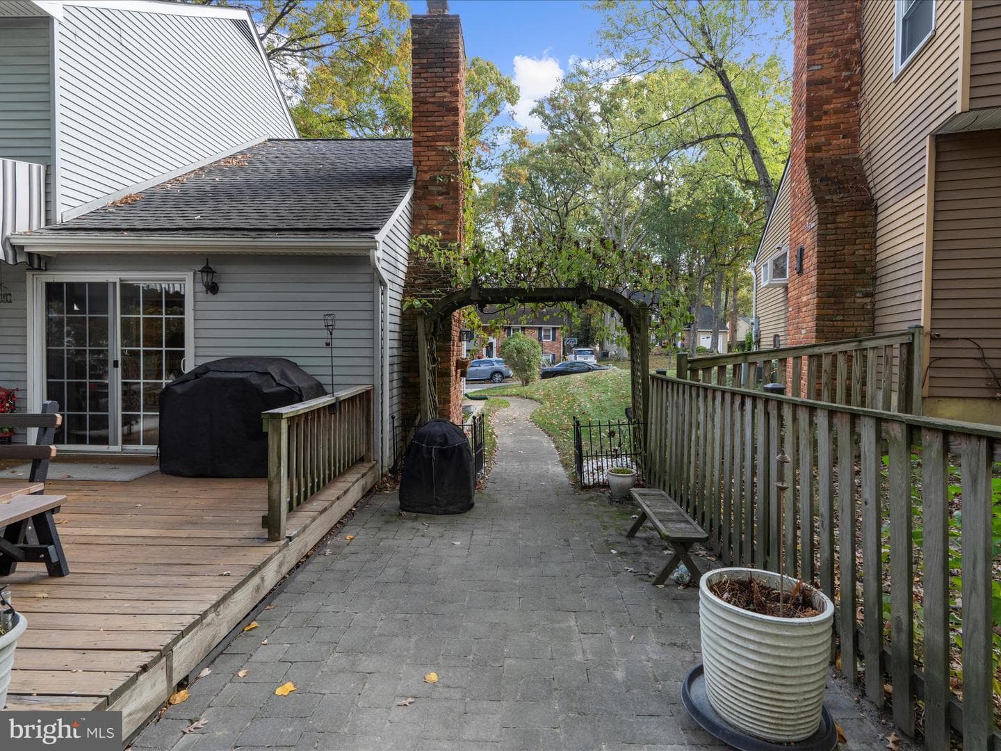 490 Derby Court photo 38