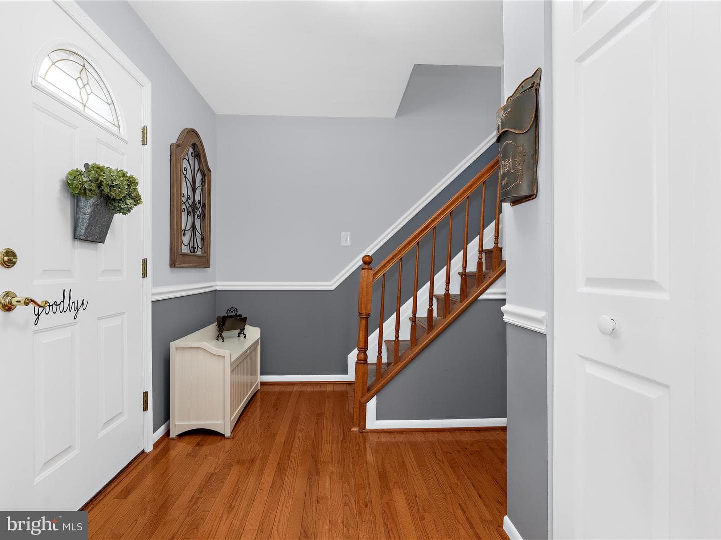 490 Derby Court photo 6