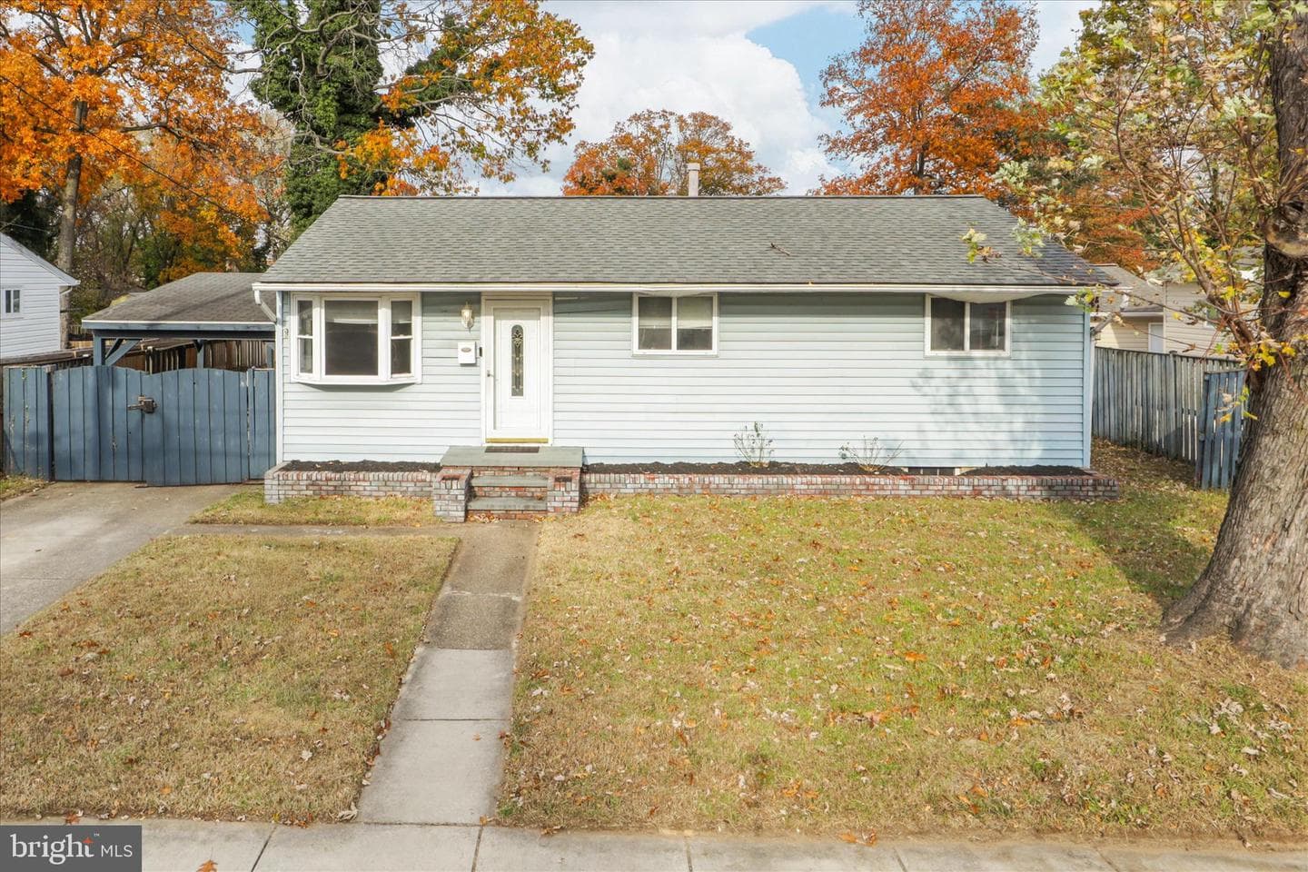 112 Main Avenue SE photo 2