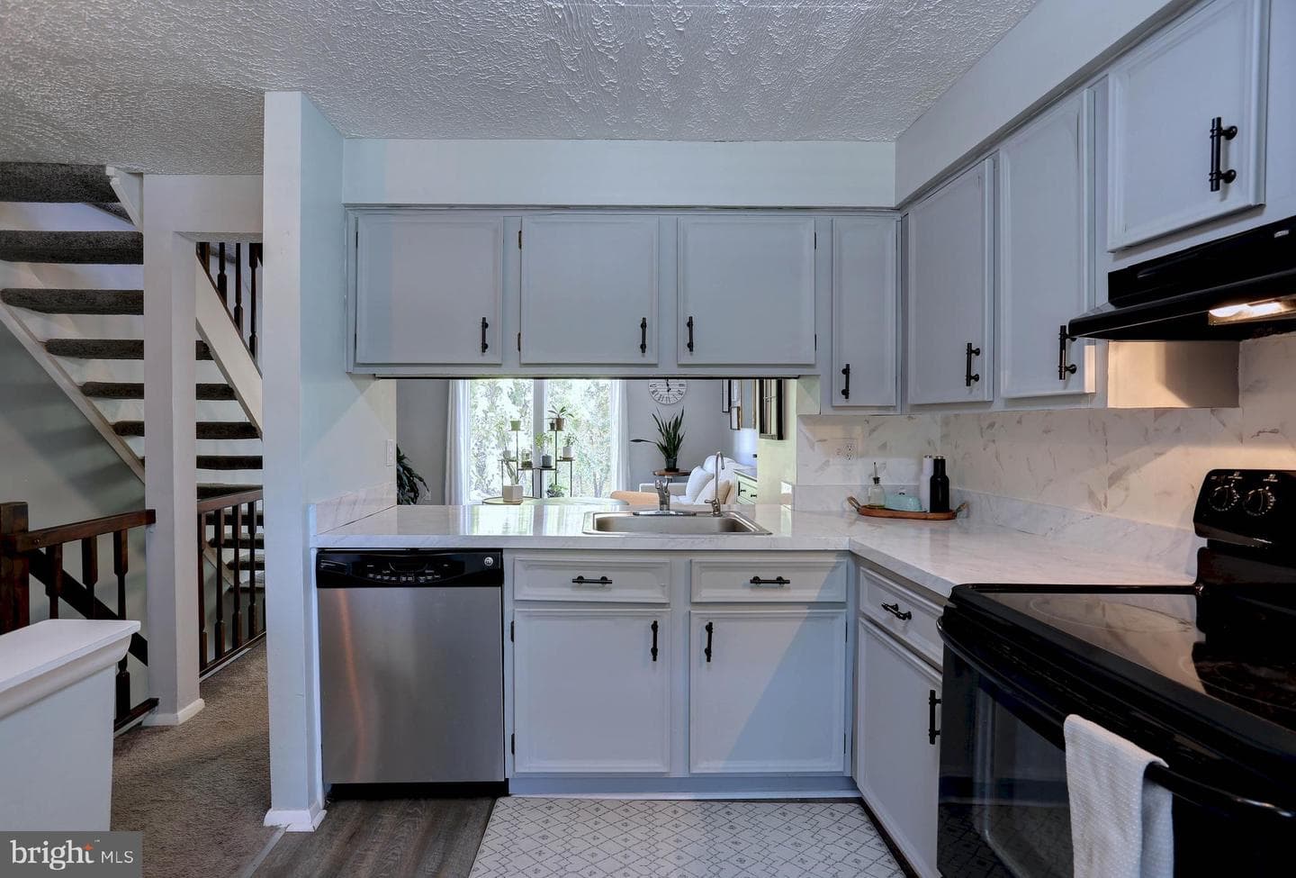 8131 Tower Bridge Drive photo 10