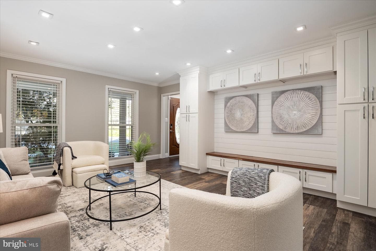 7677 Bush Avenue photo 4