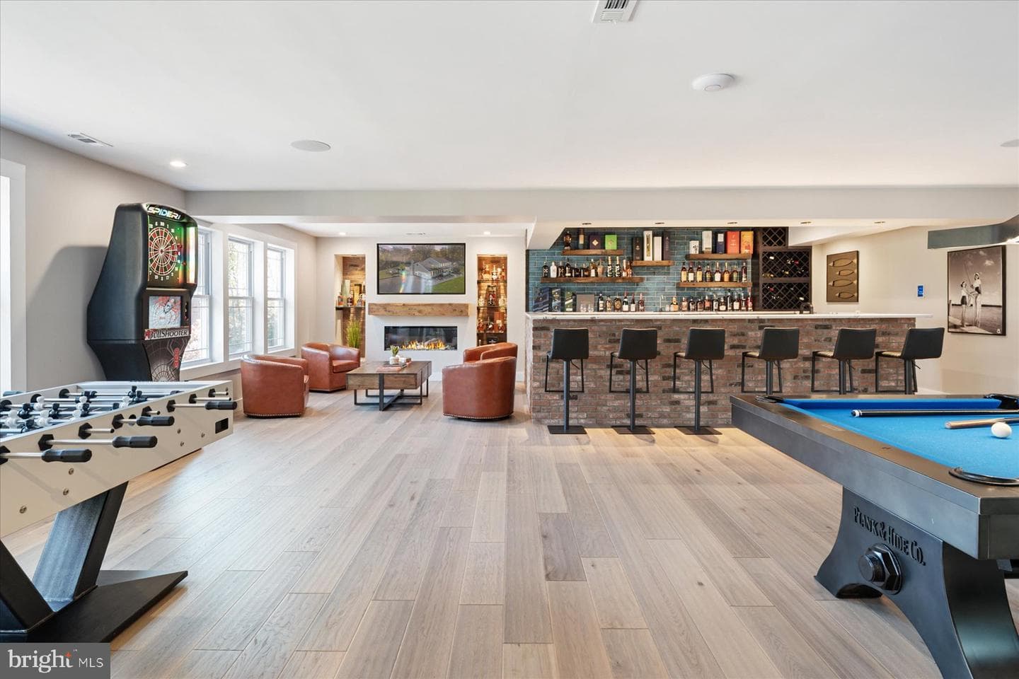 7677 Bush Avenue photo 45