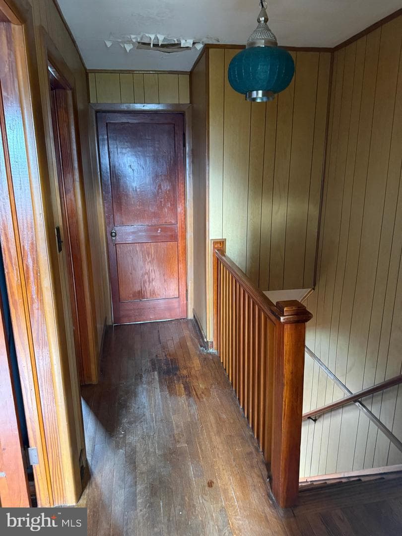 303 Arden Road W photo 14