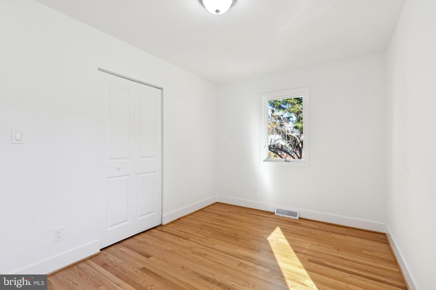 127 Duval Lane photo 31