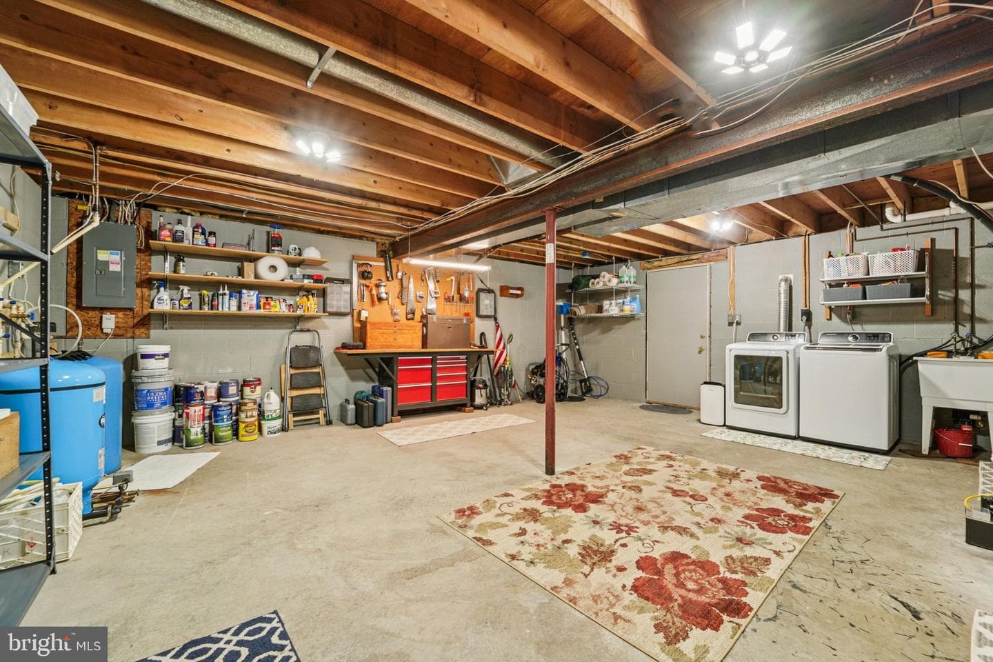 118 W Virginia Avenue photo 25
