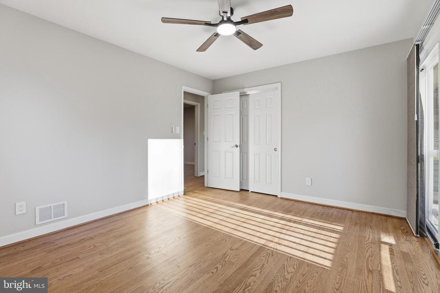 19 Roe Lane photo 25