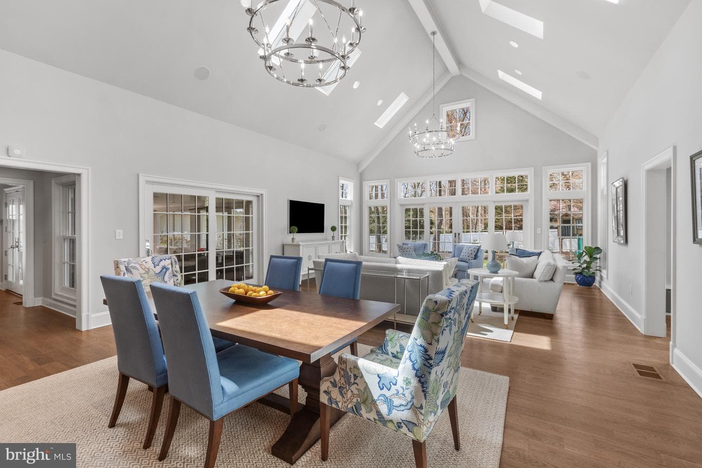 3054 Rundelac Road photo 10