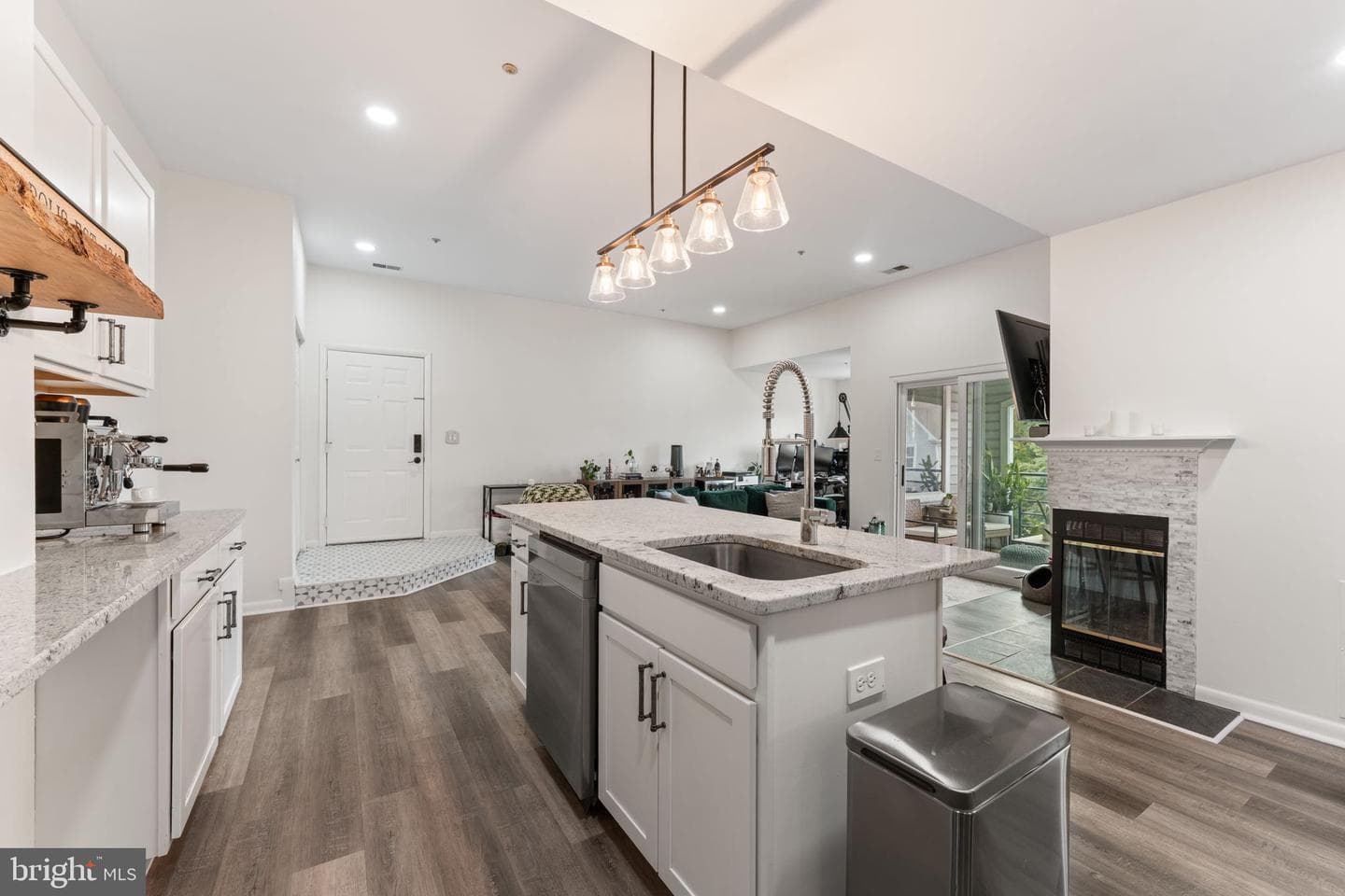 10 Greystone Court #i photo 11