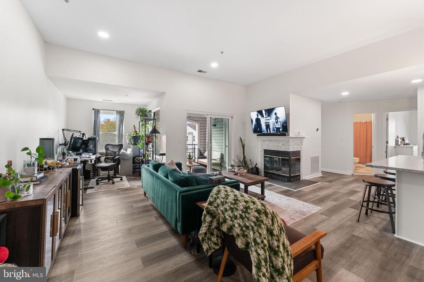 10 Greystone Court #i photo 2