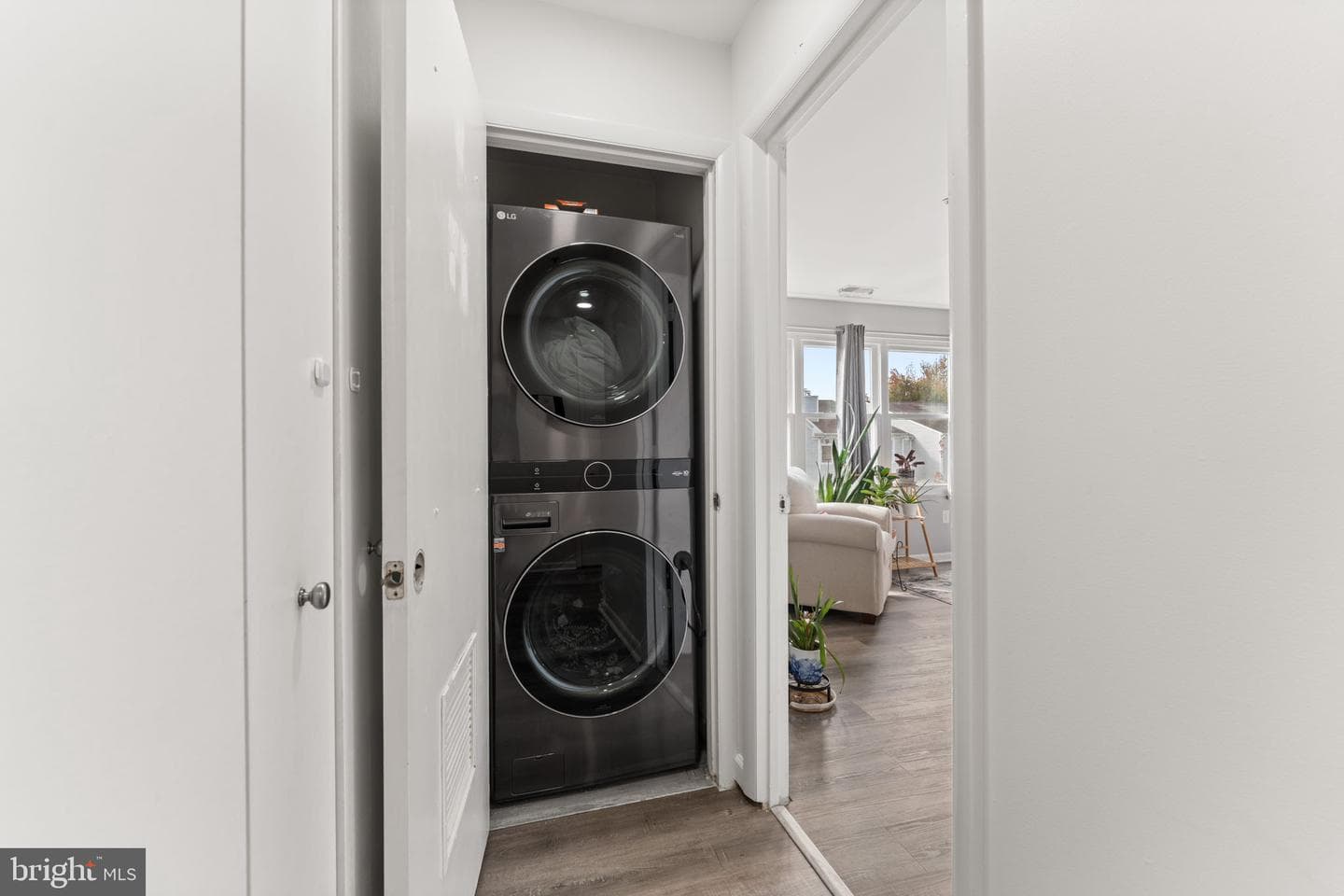 10 Greystone Court #i photo 23