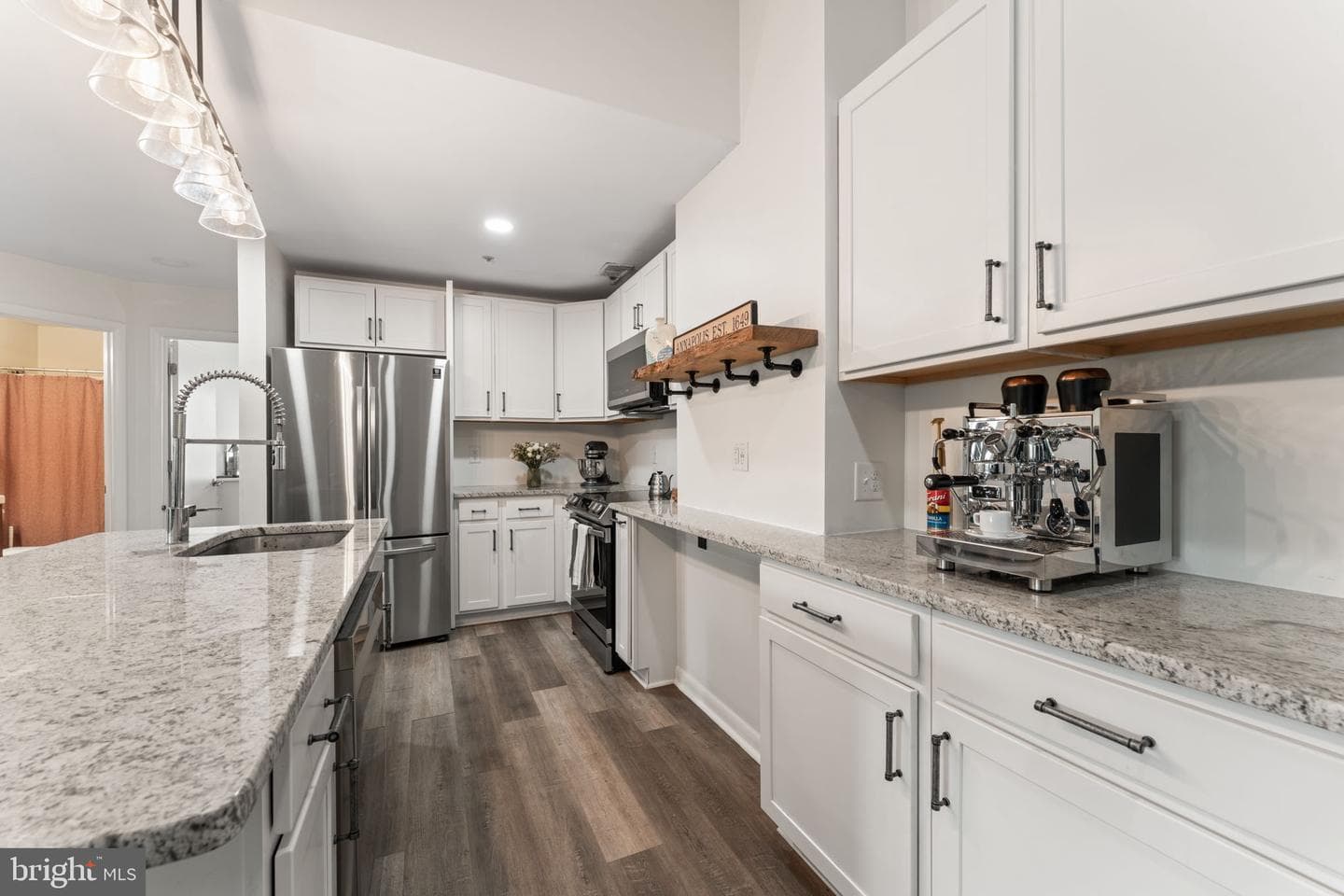 10 Greystone Court #i photo 9