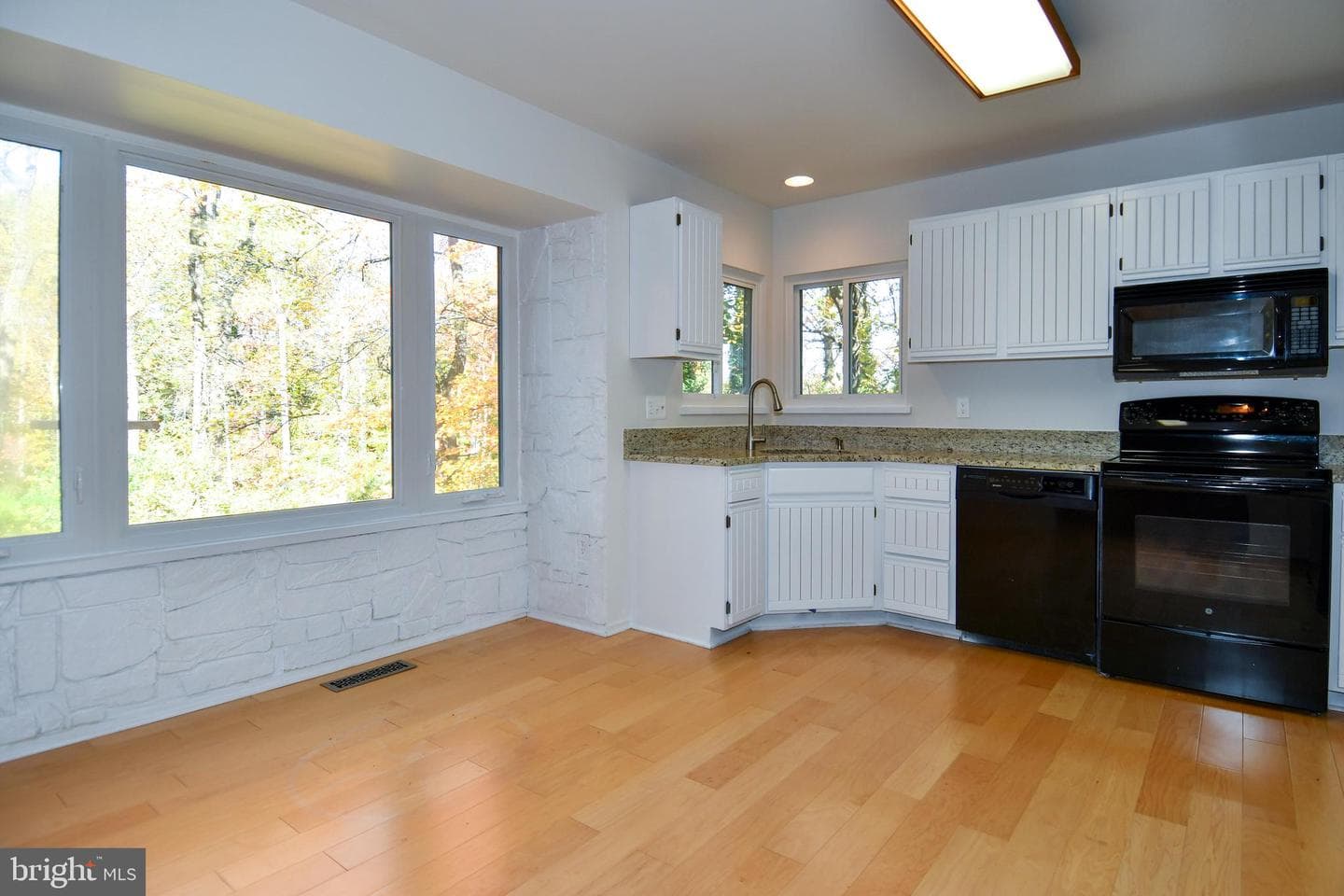 39 Windwhisper Lane photo 19