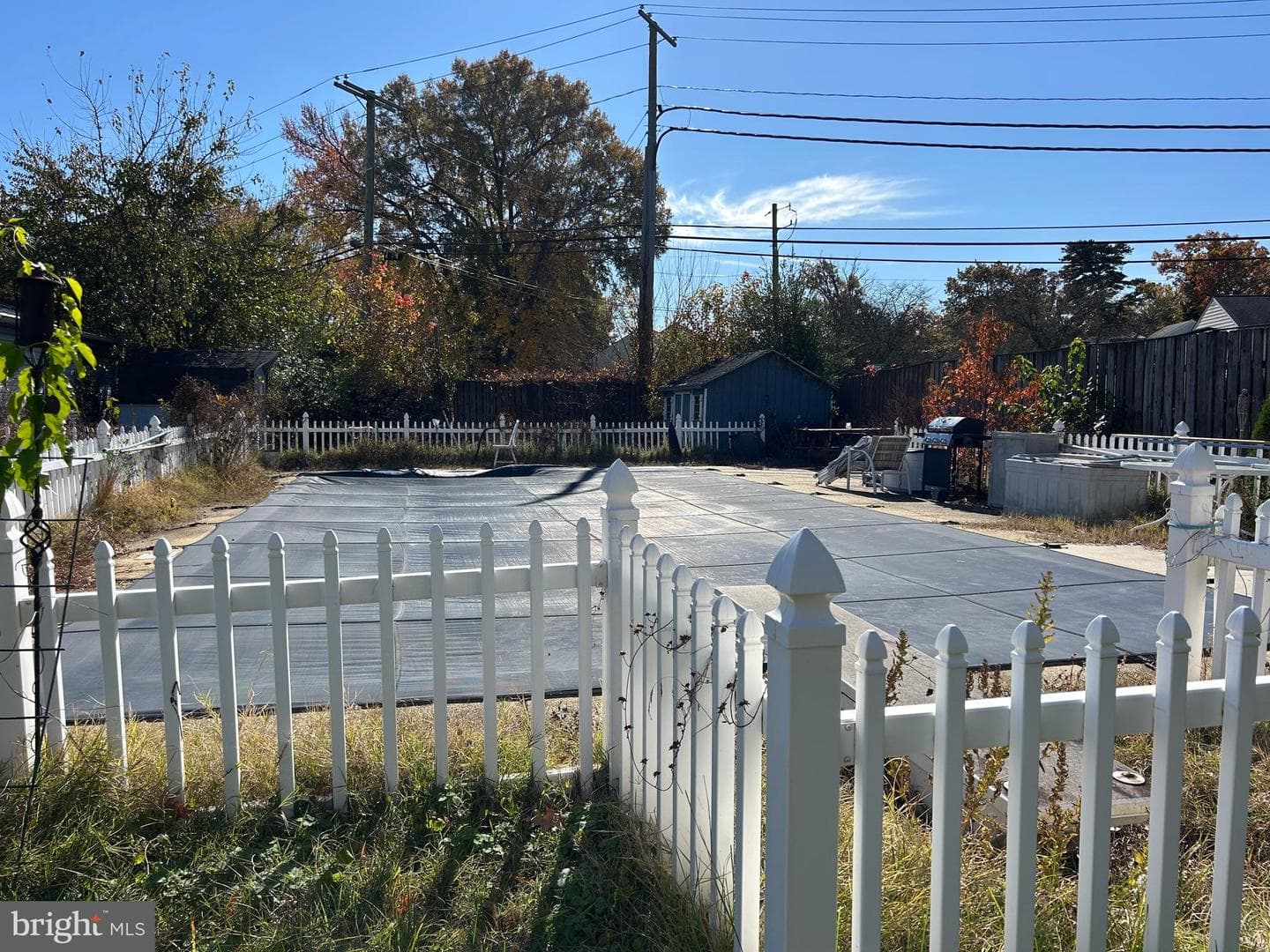 912 Oakwood Road photo 4