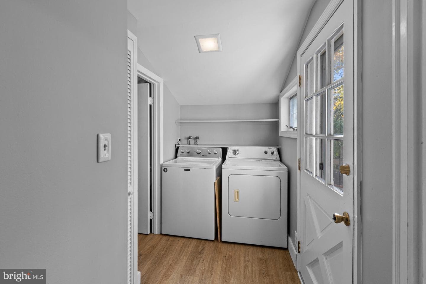 9 Robinson Road photo 18
