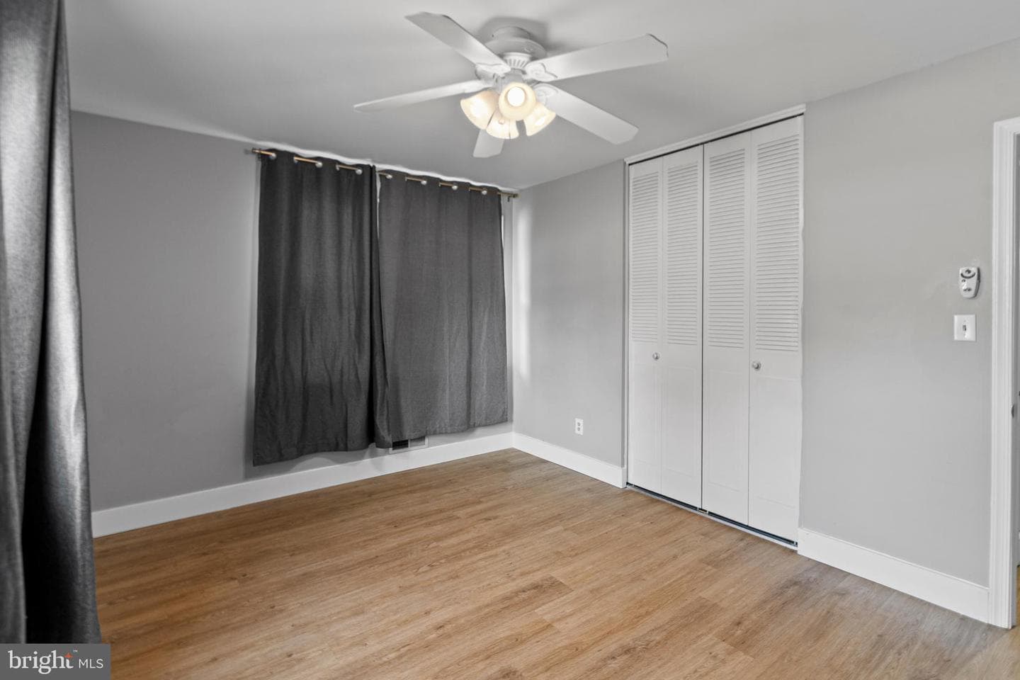 9 Robinson Road photo 28