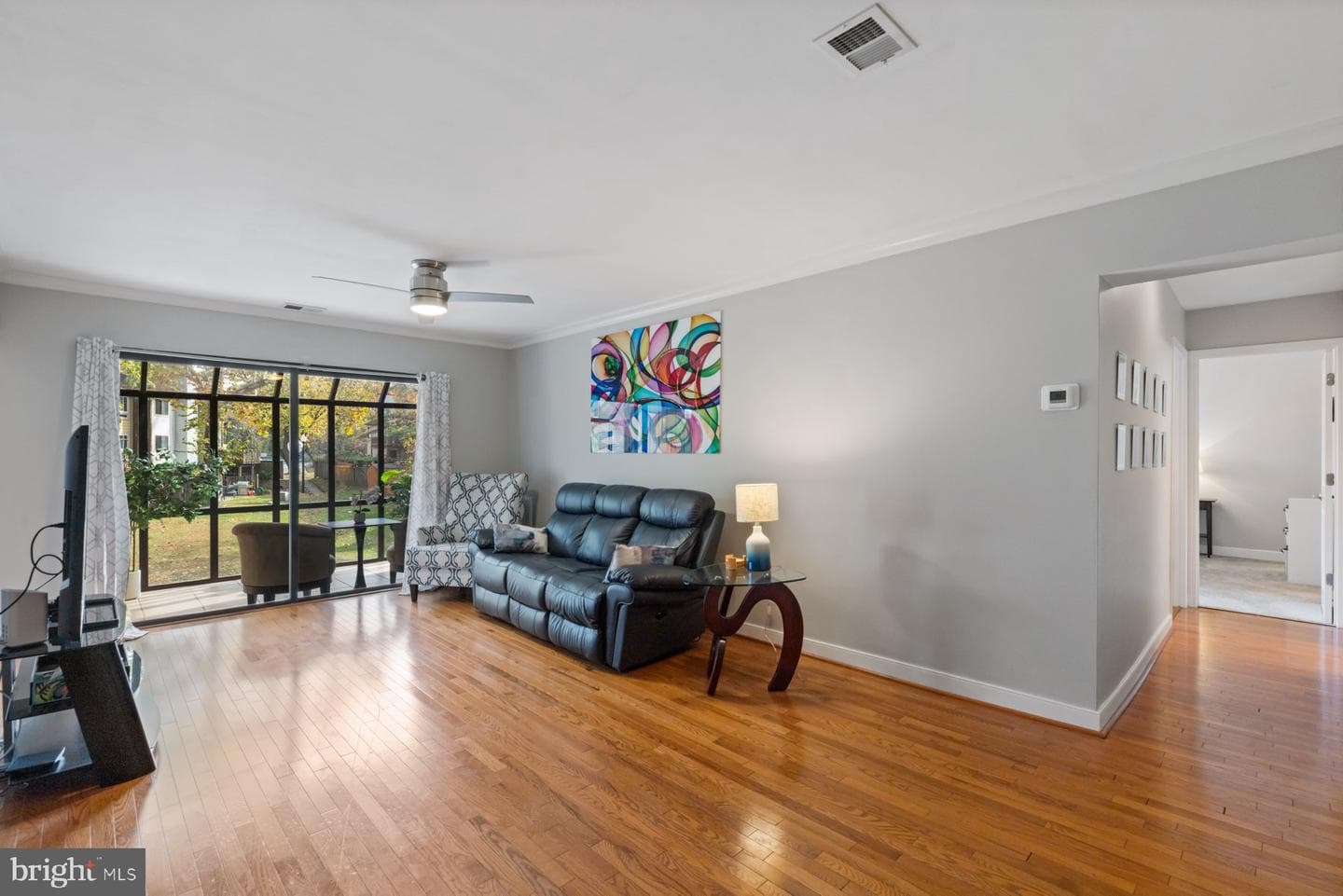 304 Hilltop Lane photo 5