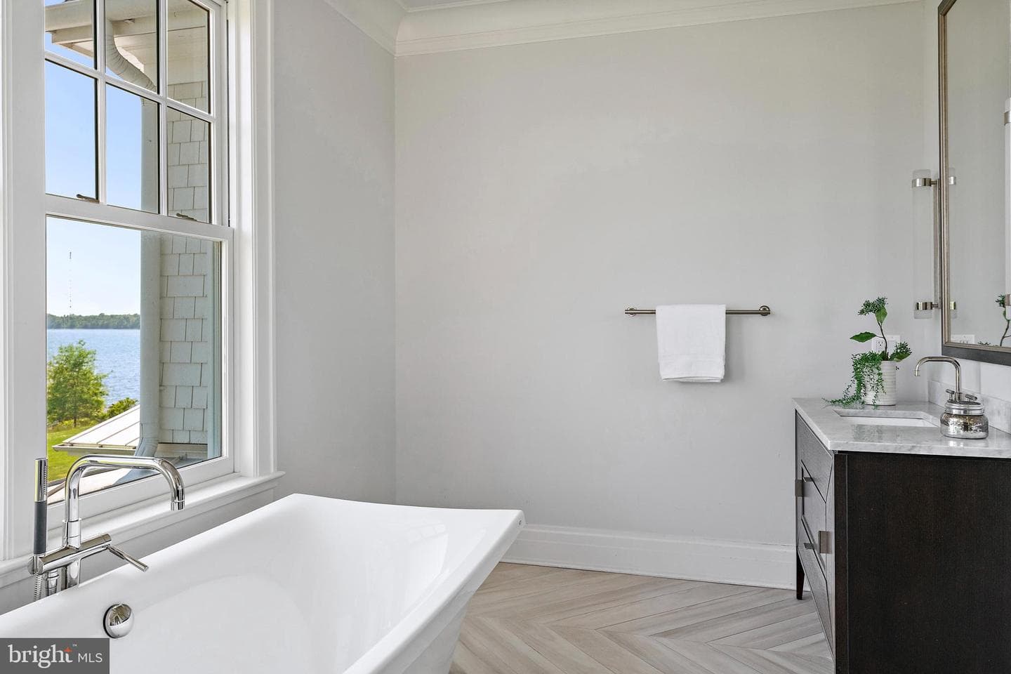 2035 Maidstone Farm Road photo 53